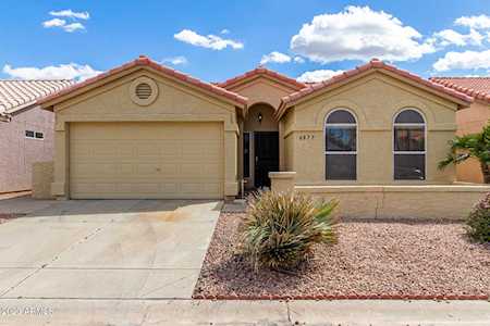 6877 S Oakmont Drive Chandler, AZ 85249