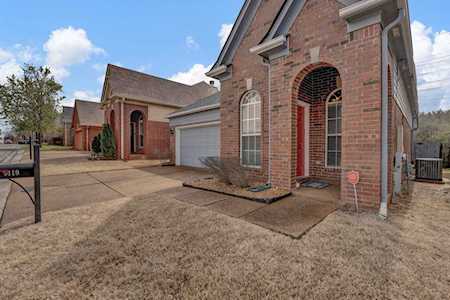 9119 S S Berry Garden Cir Memphis, TN 38016