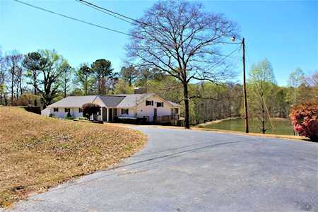 159 Hubbard Road Newnan, GA 30263