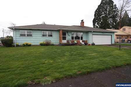766 Meadowlawn Dr Salem, OR 97317