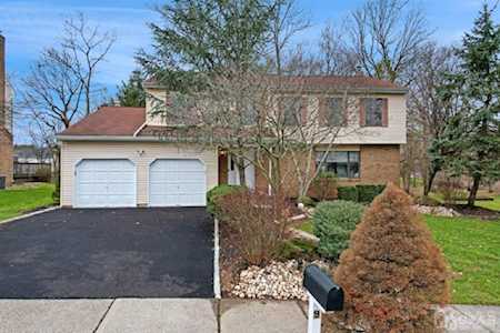 9 Churchill Road Edison, NJ 08820