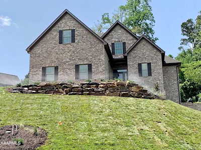 10015 Fox Cove Rd Knoxville, TN 37922
