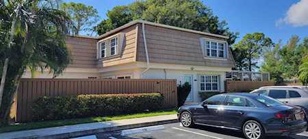 4290 Hazel Avenue #D Palm Beach Gardens, FL 33410
