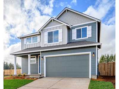 242 W 17th ST Lafayette, OR 97127