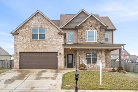 1057 Thrasher Dr Clarksville, TN 37040