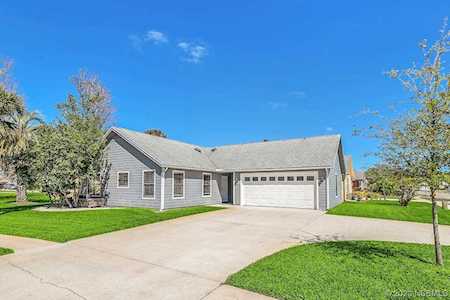 798 Pine Shores Circle New Smyrna Beach, FL 32168