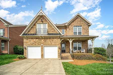 2185 Barrowcliffe Dr NW Concord, NC 28027