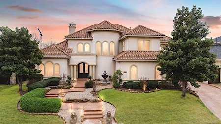 4555 Warwick Lane Frisco, TX 75034