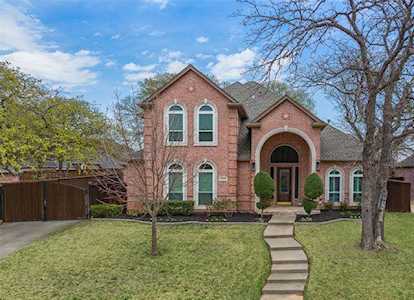 8228 Fenwick Drive North Richland Hills, TX 76182