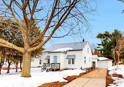 136 N Chestnut Ave Oconto Falls, City of Oconto Falls, WI 54154