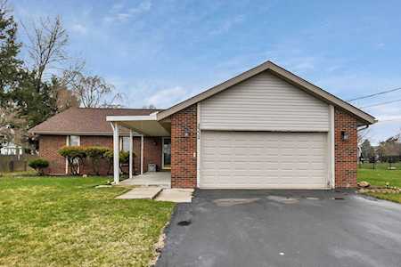 2332 Pawnee Drive London, OH 43140