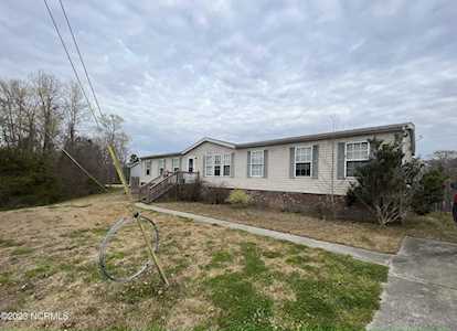 702 Maynard Boulevard Jacksonville, NC 28546