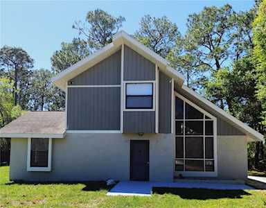2449 E Lake Dr Deland, FL 32724
