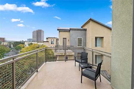 555 Rockefeller Irvine, CA 92612