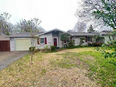 817 Twilight Drive Cedar Hill, TX 75104