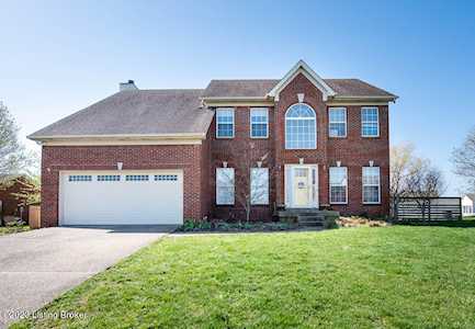 1111 Weeping Willow La Grange, KY 40031