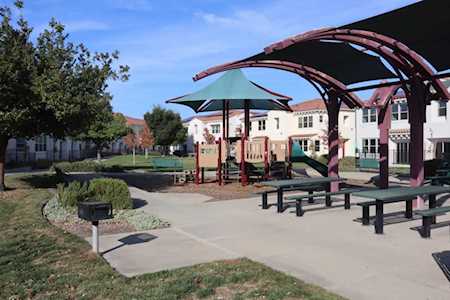 5301 E Commerce Way #4104 Sacramento, CA 95835