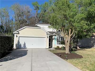 4 Canters Circle Bluffton, SC 29910
