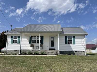 51 Woods Edge Ct Manchester, TN 37355