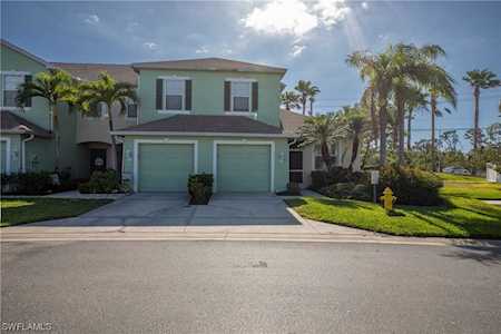 3614 Pine Oak Circle #106 Fort Myers, FL 33916
