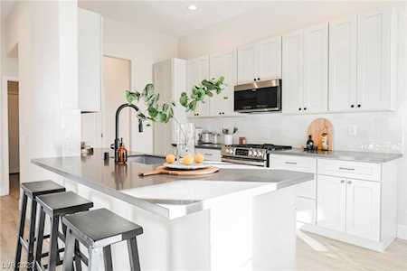 4009 Wake Forest Dr Las Vegas, NV 89129