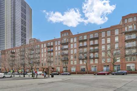 550 N Kingsbury St #422 Chicago, IL 60654