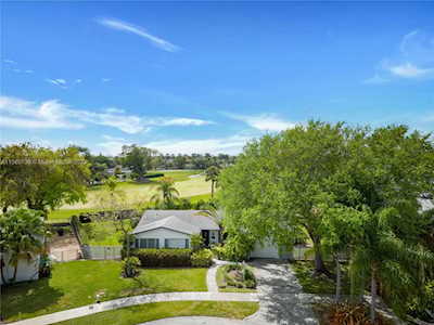 10350 SW 102nd St Miami, FL 33176