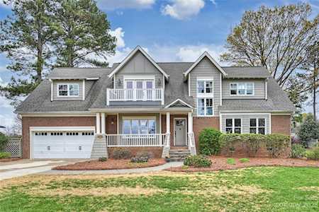 22225 Country Club Circle Cornelius, NC 28031