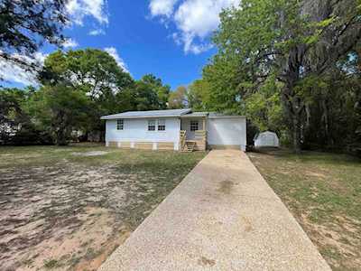 8084 Baby Farm Dr Tallahassee, FL 32310