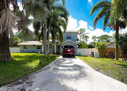 4868 Canal Drive Lake Worth, FL 33463