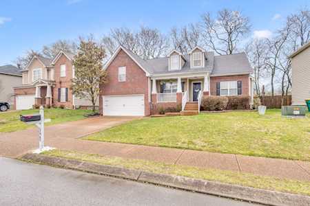 1469 Bern Dr Spring Hill, TN 37174