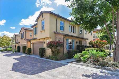 22 Sage Lake Forest, CA 92630