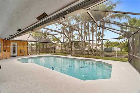 5747 SW 89th Way Cooper City, FL 33328