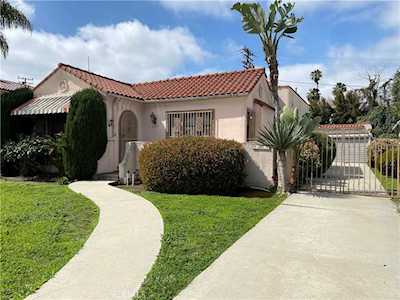 207 S Hamel Dr Beverly Hills, CA 90211