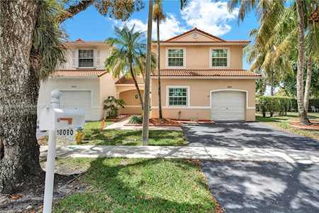 18080 SW 11th Ct Pembroke Pines, FL 33029