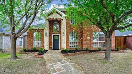 5629 Green Hollow Lane The Colony, TX 75056