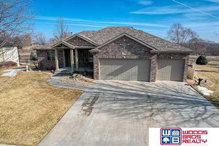 4330 Pioneer Greens Dr Lincoln, NE 68526