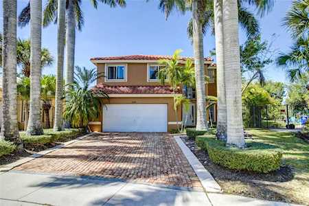 2298 NW 208th Way Pembroke Pines, FL 33029
