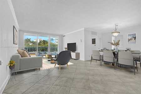 2715 N Ocean Blvd #2F Fort Lauderdale, FL 33308