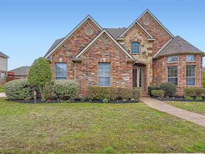 5900 Cripple Creek Trail North Richland Hills, TX 76180