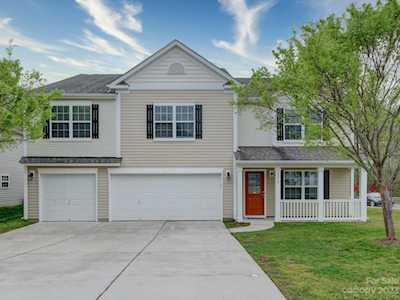 5220 Hawkins Meadow Ct Charlotte, NC 28213