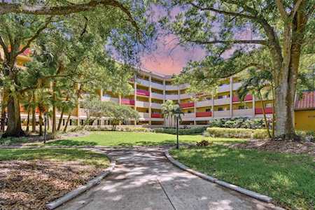3062 Eastland Blvd #107 Clearwater, FL 33761