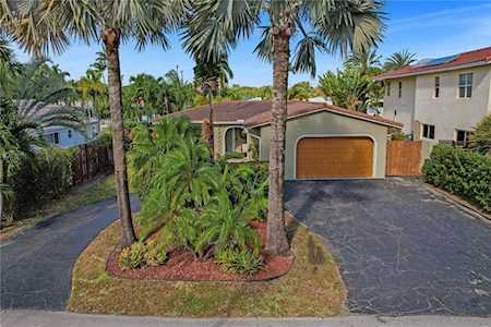 2417 NE 19th Ave Wilton Manors, FL 33305