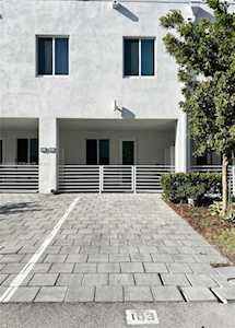 10222 NW 64th Way #103 Doral, FL 33178
