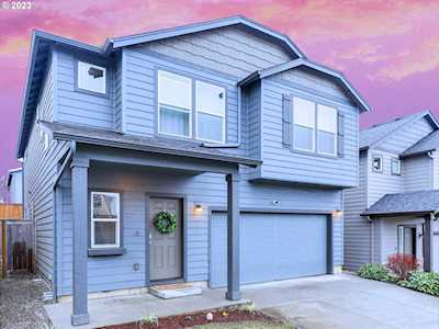 15562 Broken Top AVE Sandy, OR 97055