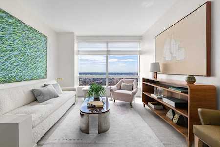 1 City Point #19J Brooklyn, NY 11201