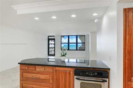 9801 Collins Ave Bal Harbour, FL 33154
