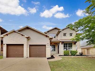 221 Saint Richie LN Austin, TX 78737