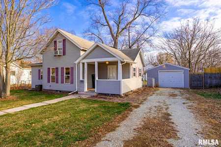 267 N East St Farmington, IL 61531