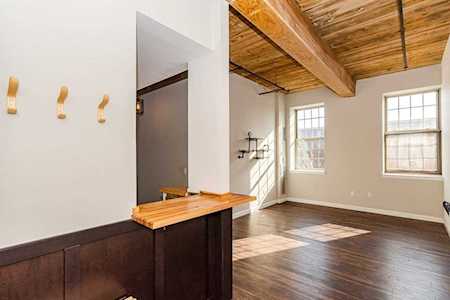 52 Lawrence Dr #503 Lowell, MA 01854